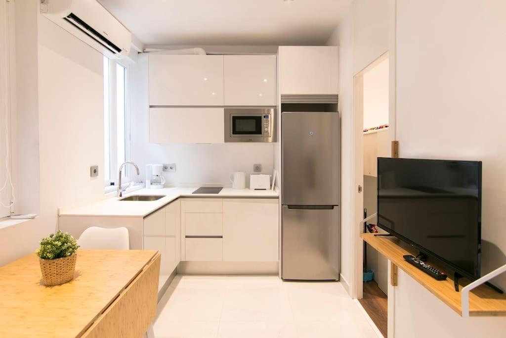 En El Corazon De Madrid, Museos Apartment Exterior photo